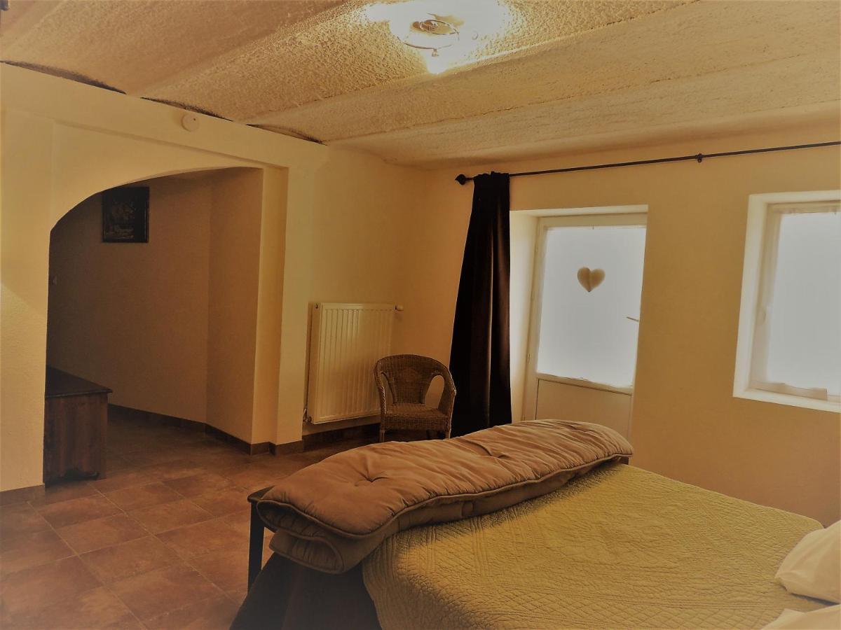 Chambres D'Hotes La Dorgisane Venterol  Eksteriør bilde